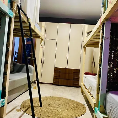 Boutique Maison Dartiste Ostello Tirana